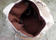 Load image into Gallery viewer, Duck Egg Hobo Bag Pattern PDF Instructions, Easy - Great for Beginners