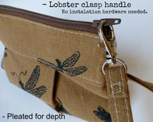 Load image into Gallery viewer, Pleated Wristlet PDF Instructions - Zippered Top - Color Photos - - Emailed within 24 hours
