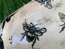 Load image into Gallery viewer, Bee Bowl Platter